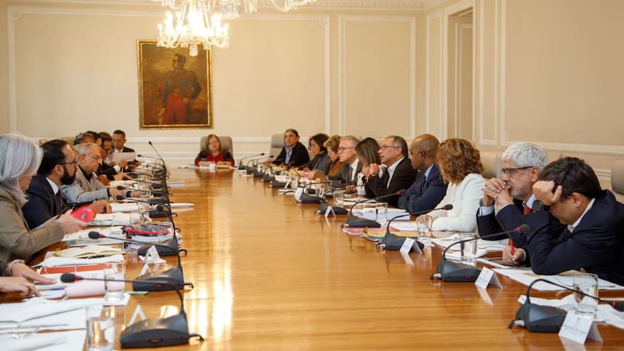 Presidente Petro firma decreto que delega nuevas funciones a los ministros