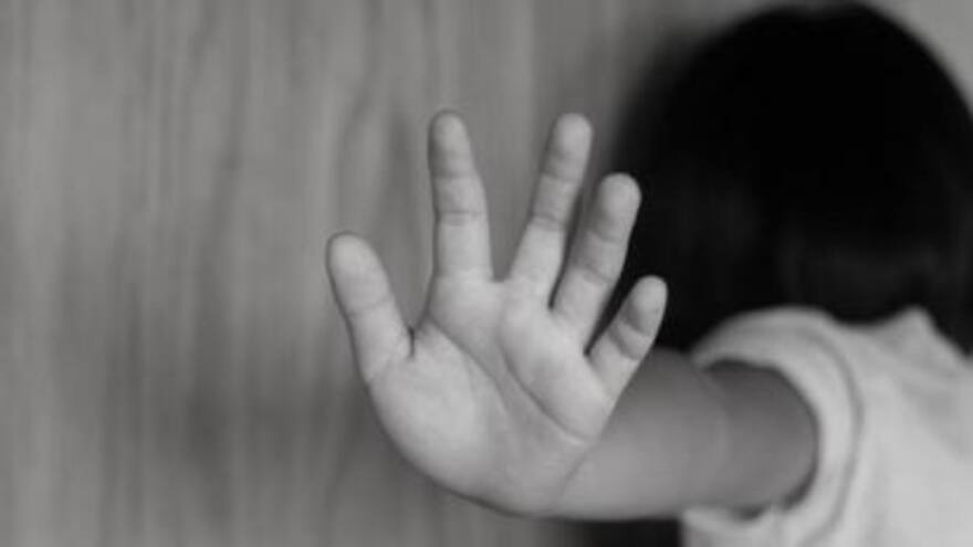 Gobierno lanza estrategia contra el castigo físico a niños