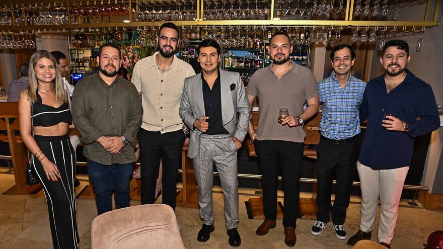 Lanzamiento colección del diseñador Alejandro De la Rosa