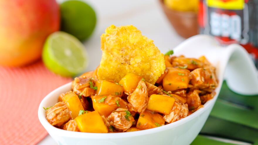 Receta para preparar pechuga de pollo con ceviche de mango