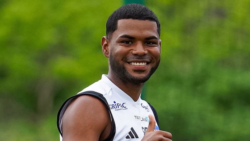 Roberto Hinojoza, en la lista de los jugadores que salen de Llaneros FC