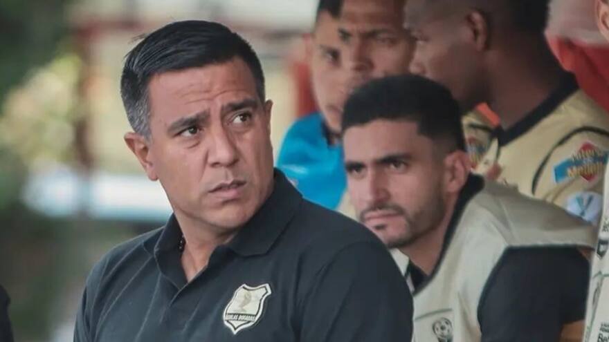 Guillermo Celis habló maravillas de César Farías: “Se adapta a todo”, “Su fútbol es propositivo”, “Potencia en lo deportivo y en lo humano”