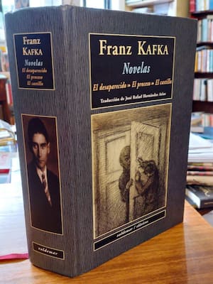 El castillo, a cien años