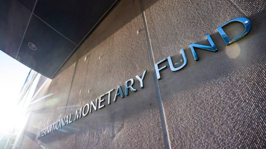 FMI proyecta que la economía de Colombia crecerá un 1,1 % en 2024