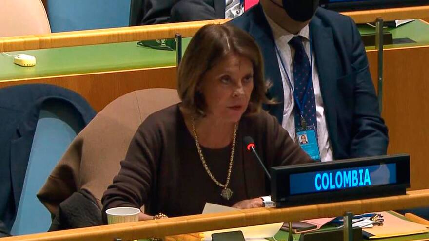 Crisis entre Rusia y Ucrania: Canciller se ofrece como mediadora ante la ONU