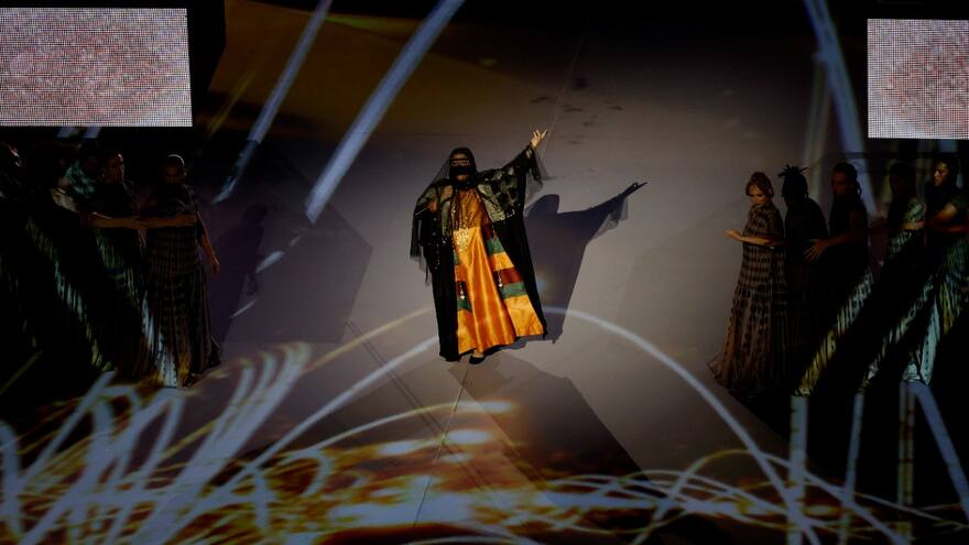 Dana Al-Fardan, la única mujer que se presentó en la inauguración del Mundial