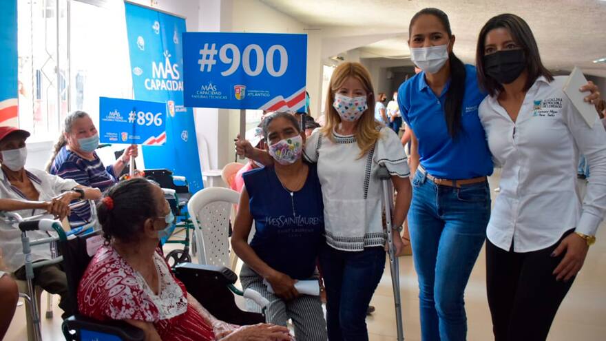 Gobernación entregó la ayuda número 900 a personas con discapacidad