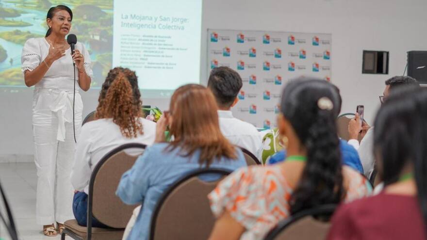 Adjudicaron en Sucre el proyecto de la Transversal de los Ríos