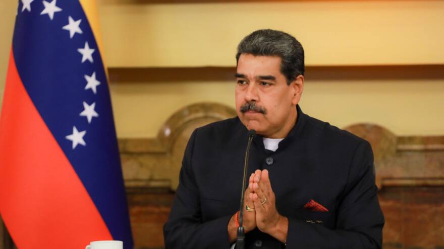 Chavistas se manifiestan en varias ciudades de Venezuela en apoyo a Maduro