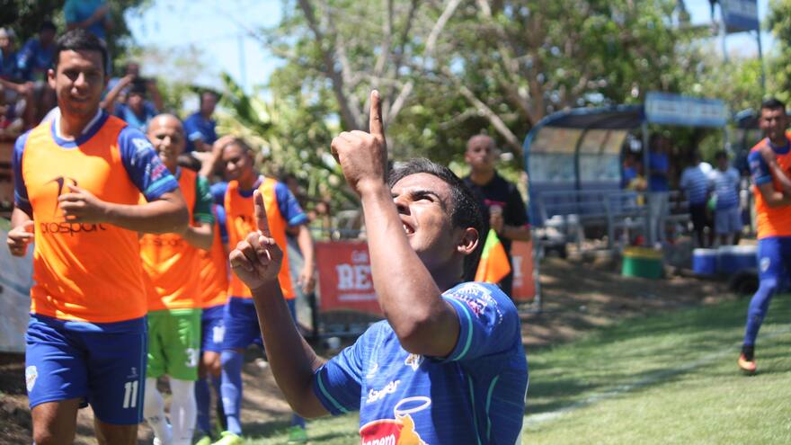 Equipo de fútbol costarricense acusa a un rival de hacerle 'brujería'