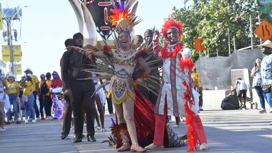 Carnaval de Barranquilla 2023: Tahiana y Diego rinden homenaje a África en la Gran Parada de Tradición