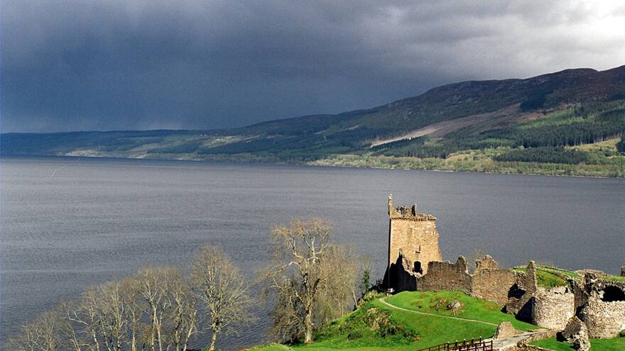 Científico plantea que el monstruo del Lago Ness es una anguila gigante