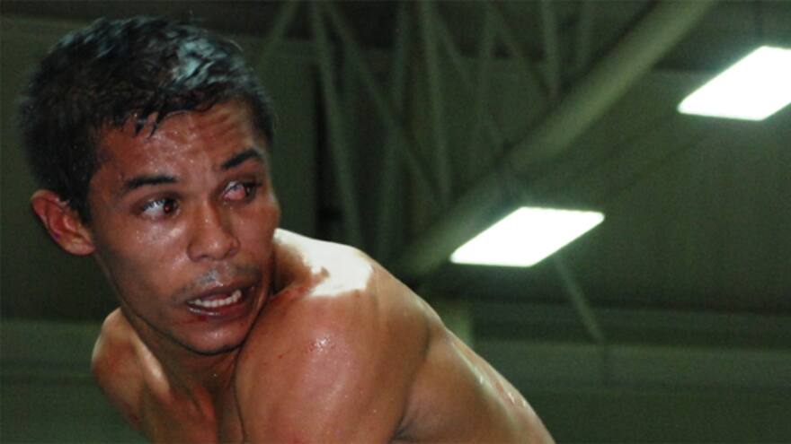 Boxeador de Sahagún va por dos títulos mundiales en Sudáfrica