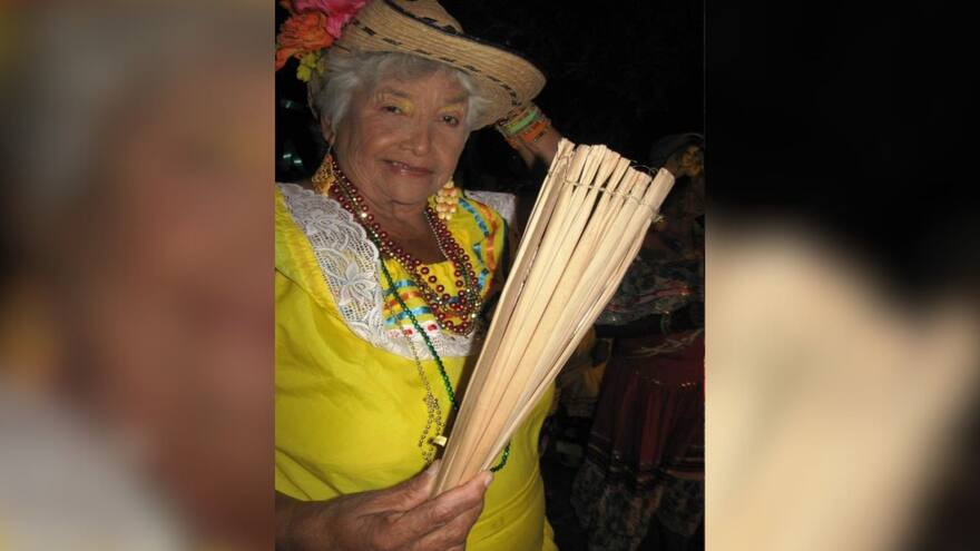 Murió Dora Zarache, directora de la comparsa ‘Estrellas del Siglo XX’