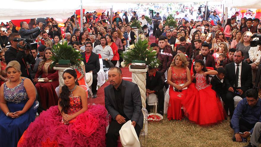 Unas 30.000 personas asistieron a la fiesta de 15 años de Rubí, en México