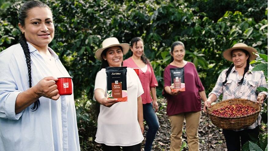 Juan Valdez impulsa el trabajo de las mujeres cafeteras