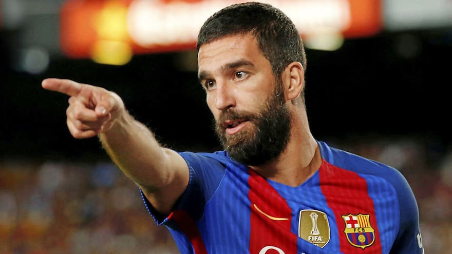 Fútbol: Arda Turan debutará como entrenador en Turquía