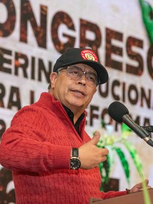 La pelea entre el CNE y la Campaña de Gustavo Petro