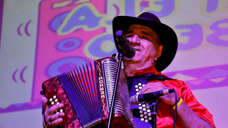 El Guamo le rinde homenaje al cantautor Dolcey Gutiérrez