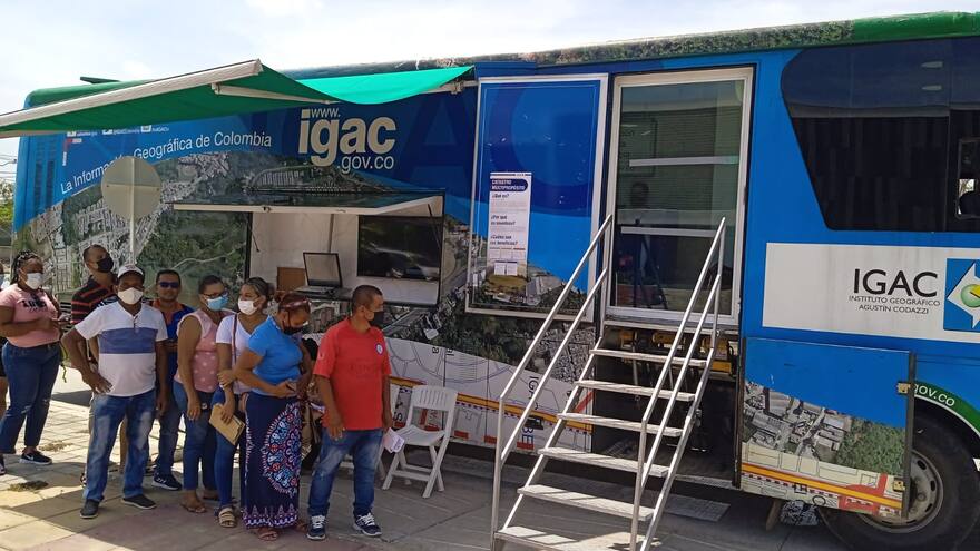 Móvil del IGAC recorre Soledad y Baranoa para atender trámites