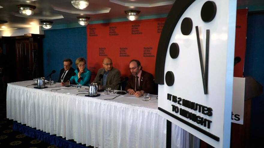 El reloj del apocalipsis avanza dos minutos por riesgo nuclear