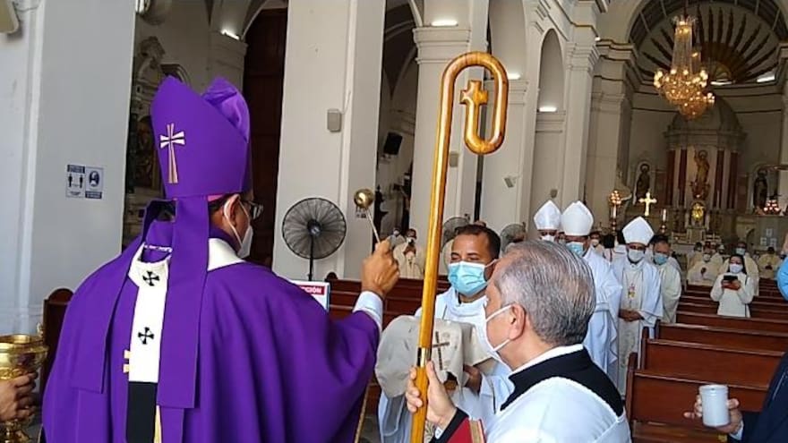 'No banalizar la vida', pidió monseñor Salas en exequias de obispo Piedrahíta