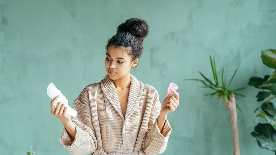 Derechos menstruales: más allá de copas vaginales y toallas higiénicas