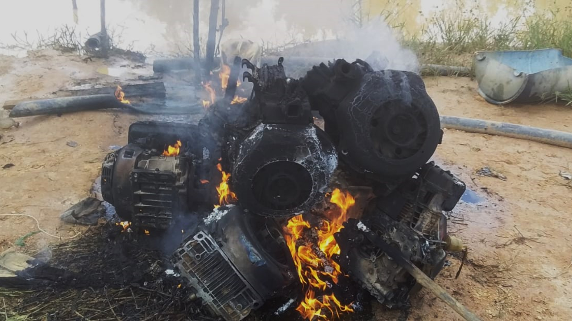 Destruyen 19 motores utilizados para la minería ilegal en Ayapel