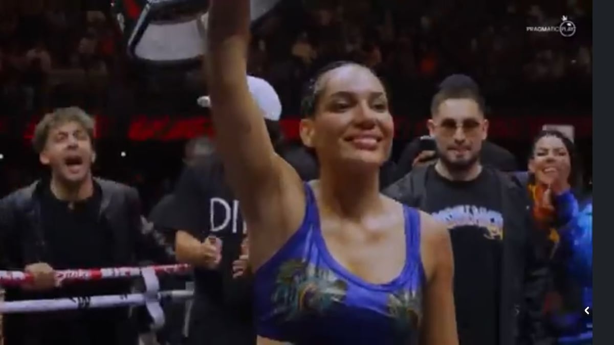 Stream Fighters 4': Yina Calderón abandonó la pelea contra Andrea Valdiri y el combate estelar duró 20 segundos - ELHERALDO.CO