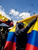 La Democracia…  sigue en peligro