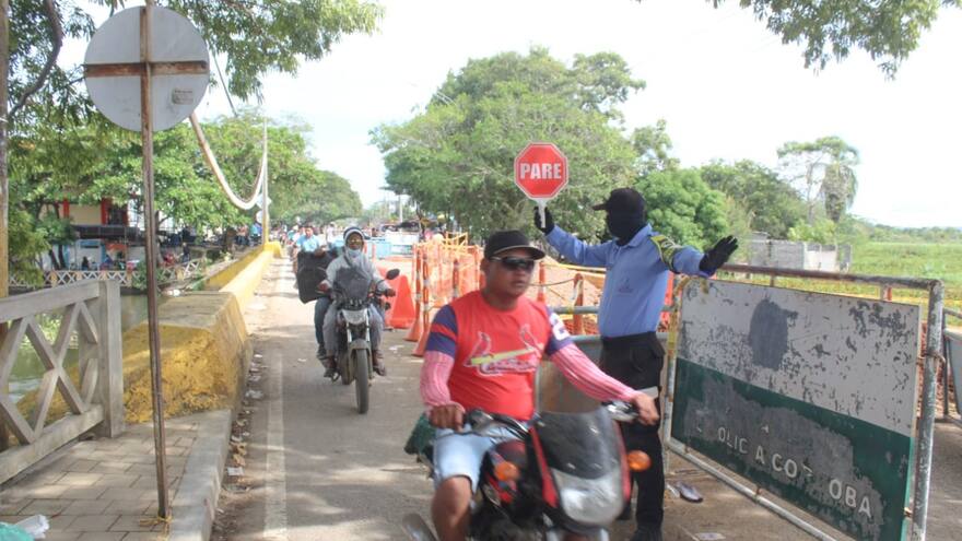 Habilitado el paso para motos y peatones por el Puente El Cañito, de Lorica