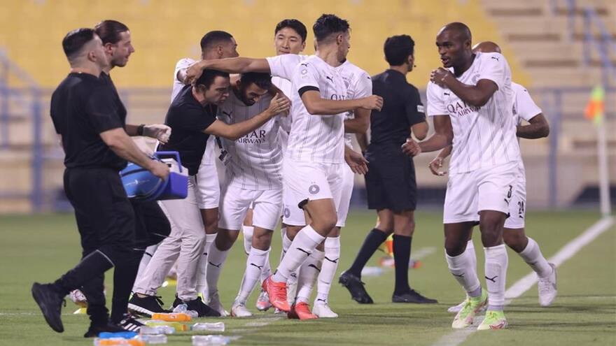 Xavi se despide de sus jugadores del Al-Sadd