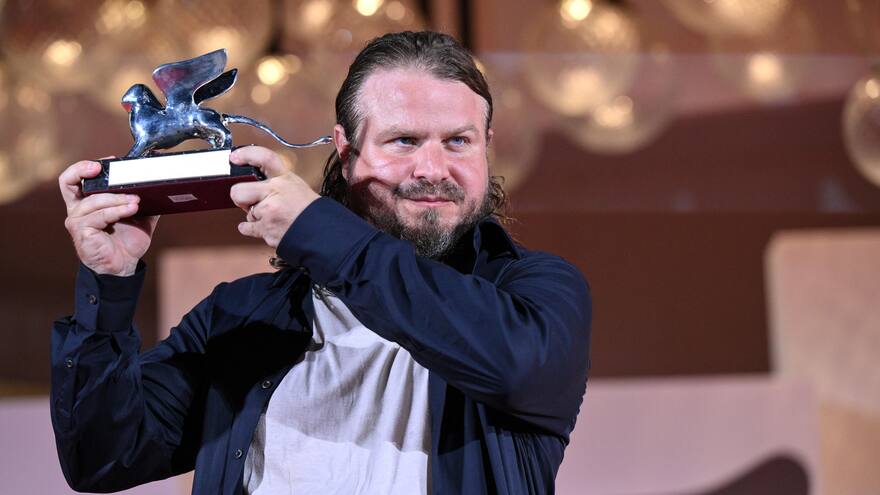 Brady Corbet, el joven director y actor ‘de culto’ que asombró Venecia