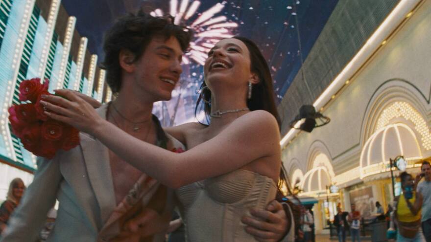 ‘Anora’ se acerca al Óscar con premios de los sindicatos de directores y productores