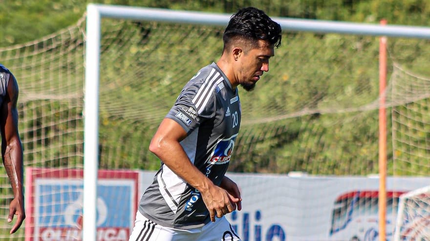 Fernando Uribe vuelve a entrenamientos con Junior