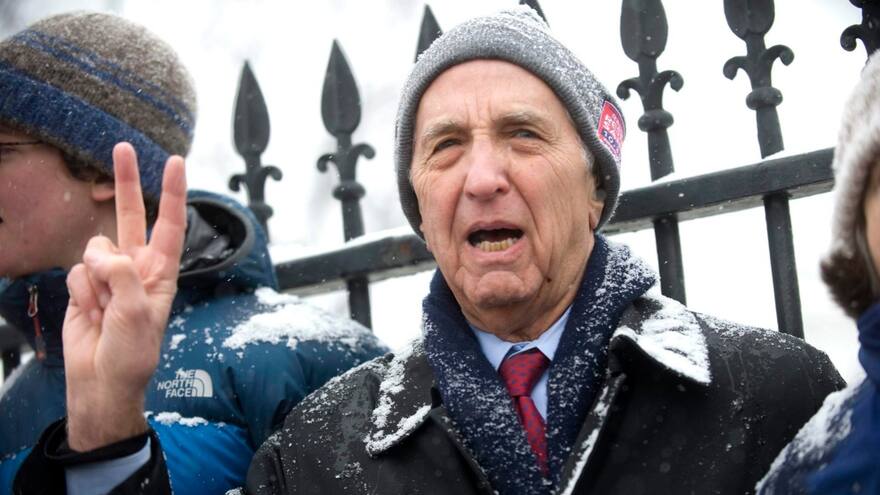 Murió Daniel Ellsberg, quien filtró papeles del Pentágono sobre Vietnam