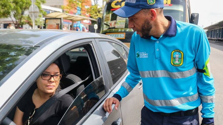 Transmetro y Tránsito de Soledad alertan por invasión de carril solo bus