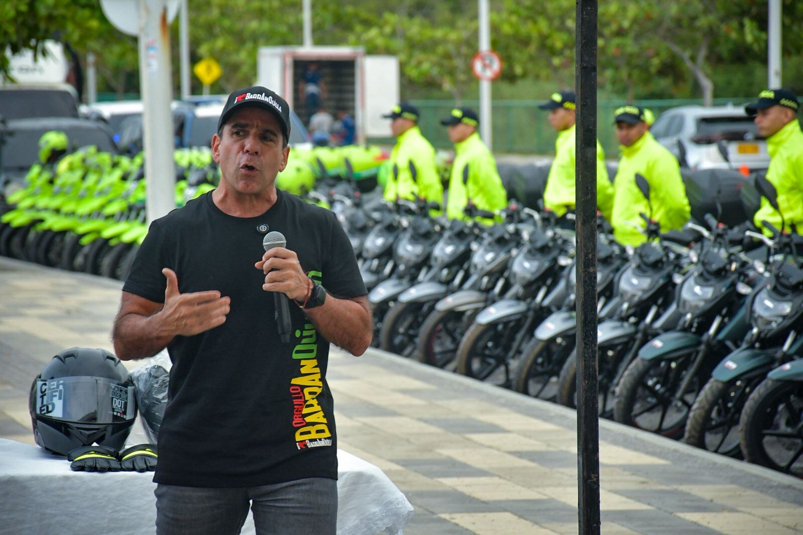 Alcalde Char entrega 87 nuevas motocicletas para fortalecer seguridad en  Barranquilla - ELHERALDO.CO