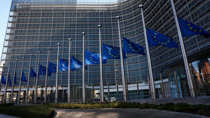 Tres días de luto nacional en Grecia por las víctimas de colisión de trenes