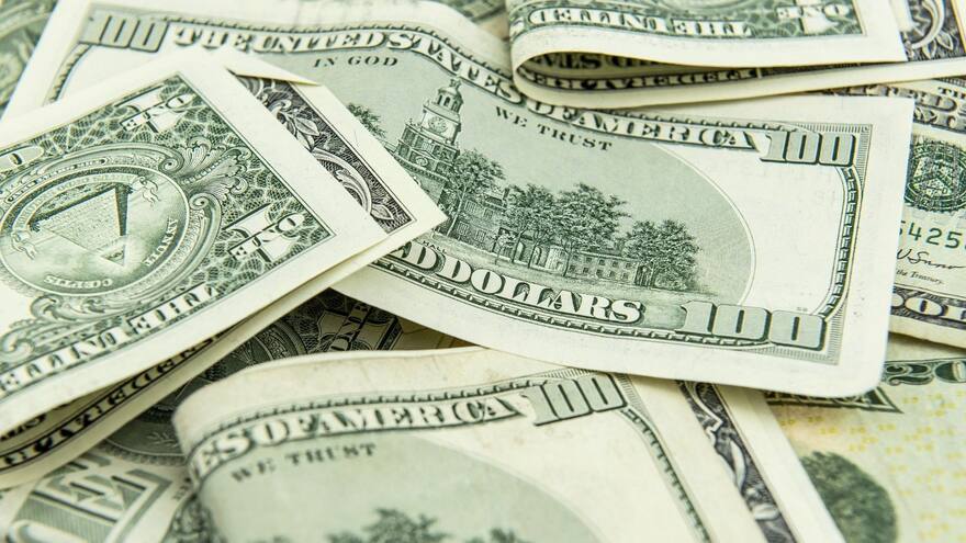 Ocampo descarta intervenir mercado cambiario del país