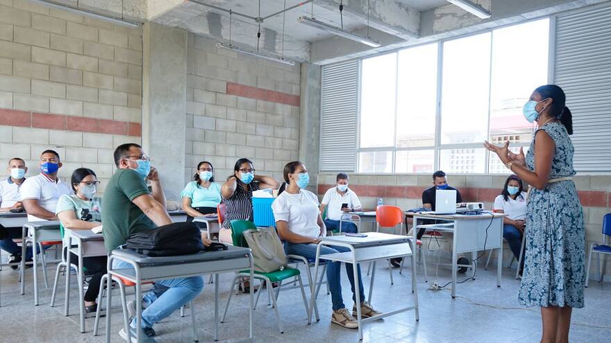 Docentes planifican regreso a la presencialidad en el Atlántico