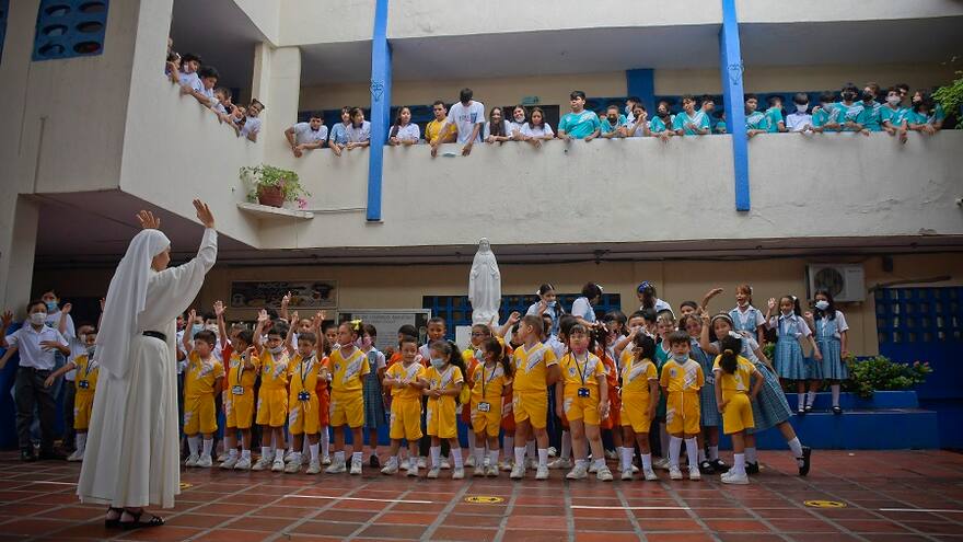 Colegio María Sara Alvarado lucha por evitar cierre definitivo