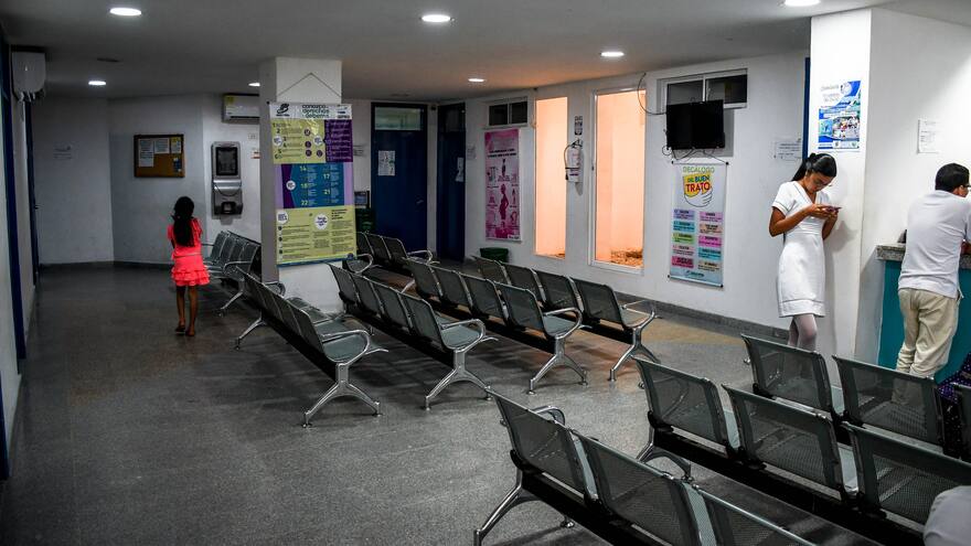 Tras reunión, se mantiene cierre de hospital de Baranoa