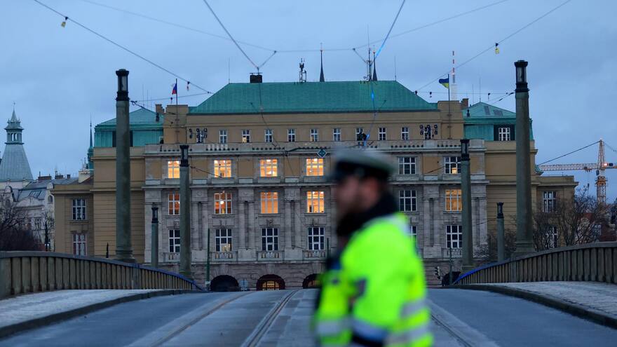 Tiroteo en universidad de Praga: la peor tragedia en un centro de enseñanza en el mundo en lo corrido de 2023