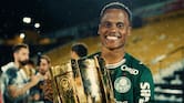 Jhon Arias celebra su primer título con el Palmeiras en Brasil