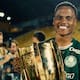 Jhon Arias celebra su primer título con el Palmeiras en Brasil