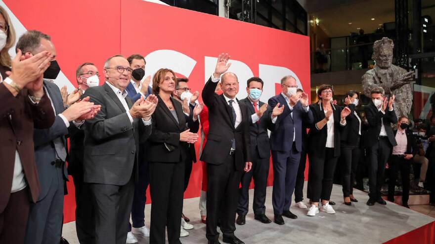 Reñidas elecciones en Alemania le dan ventaja a socialdemócratas