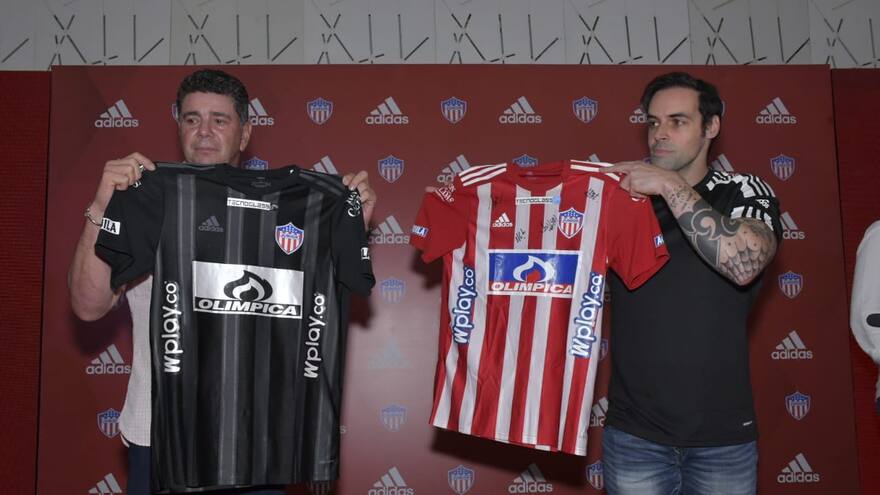 Adidas presentó los nuevos uniformes del Junior