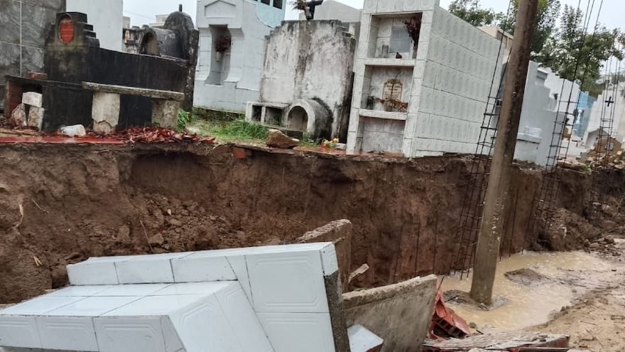 Afectaciones en cementerio de Tubará a causa de las fuertes lluvias