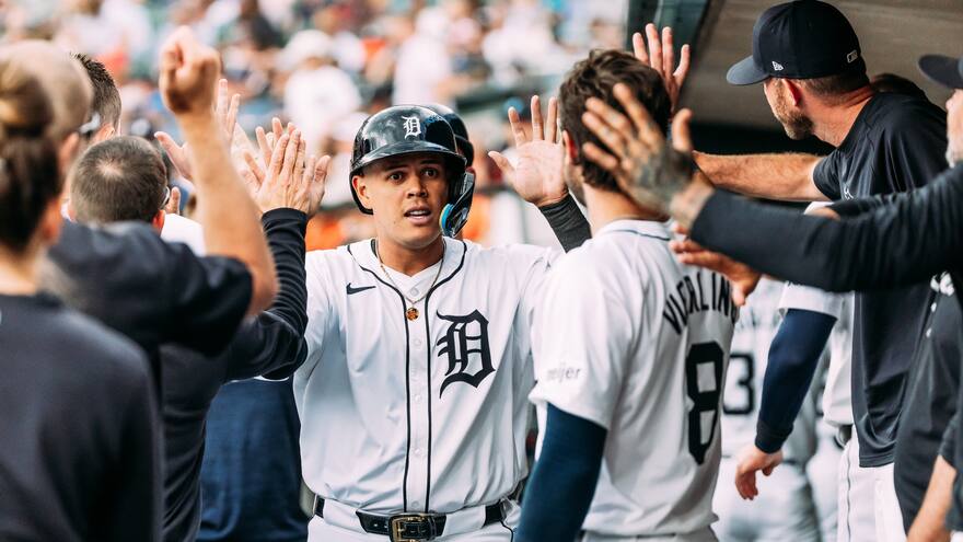 Cerveceros 2, Tigres 10: Giovanny Urshela ruge con el bate